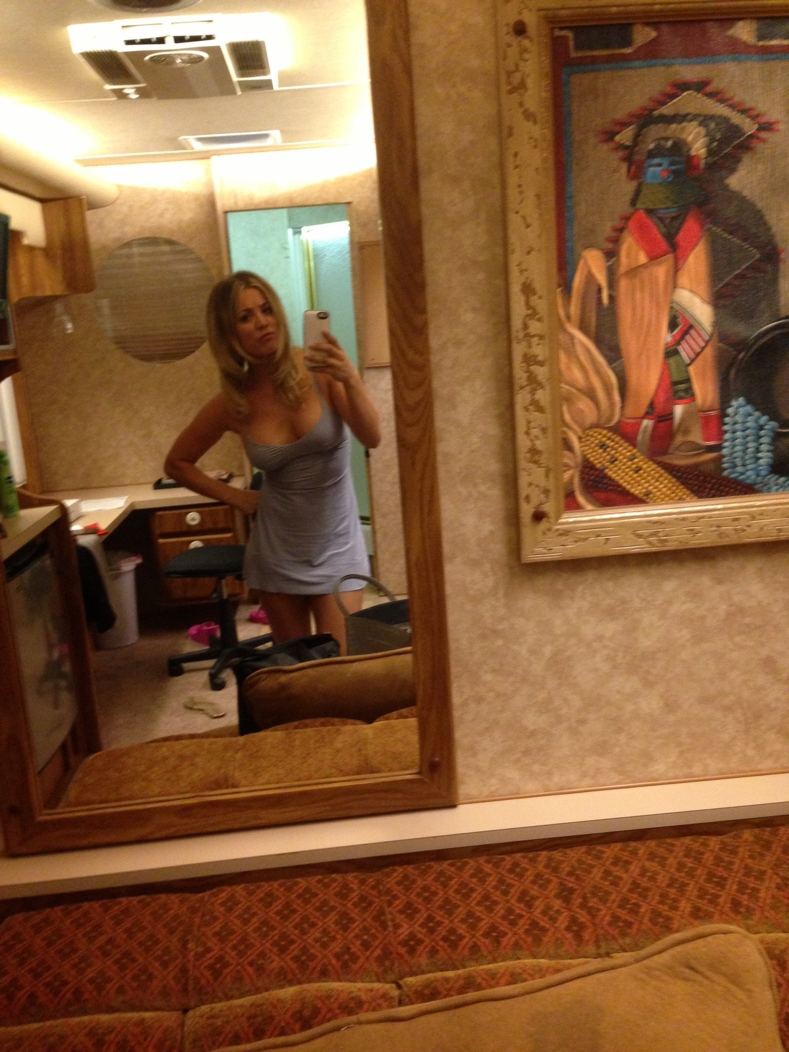 icloud leaked pic of kaley cuoco in a little dress showing off her cleavage